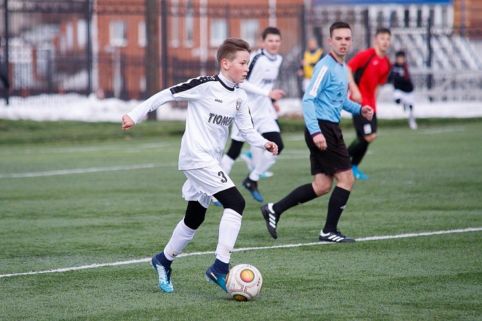 Тюменцы и пермяки идут впереди