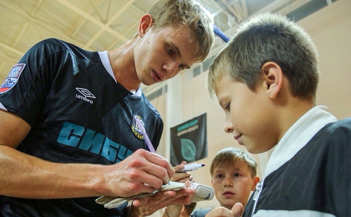 Гол Александра Марфенко не помог «Газпромбанку» выйти в финал