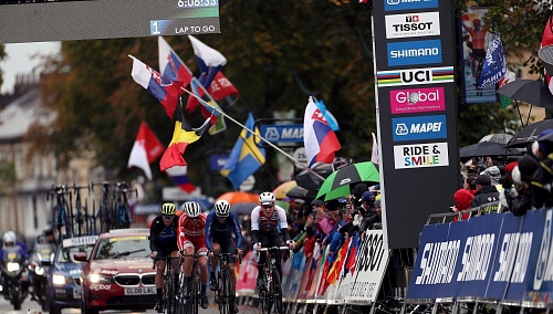До чемпионского титула мчался шесть с половиной часов