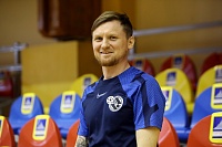 Тренер мини-футбольной команды «Синара» U-18 Константин Тимощенков: «Нельзя нашего человека постоянно гладить по головке, надо ещё иногда и кнут применять»