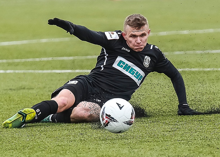 Полузащитник ФК «Тюмень» Олег Николаев: «Перенос тренировки на маленькое поле добавил нам мотивации наказать ФК «Спартак» Туймазы»