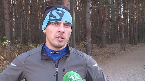 Ультрамарафонец Александр Марандин пробежал из Тюмени в Тугулым 58 километров меньше, чем за 5 часов