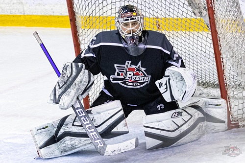 Егор Назаров признан лучшим голкипером декабря!