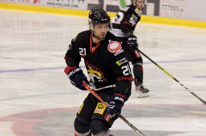 ХК «Рубин» подписал нападающего Германа Нестерова, который в прошлом сезоне играл в КХЛ