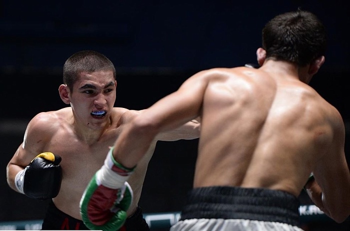 Альберт Батыргазиев готовится к новому бою