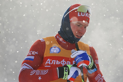 Анонс чемпионата России по лыжным гонкам: отдаст ли Александр Большунов золото конкурентам после перенесённой простуды?