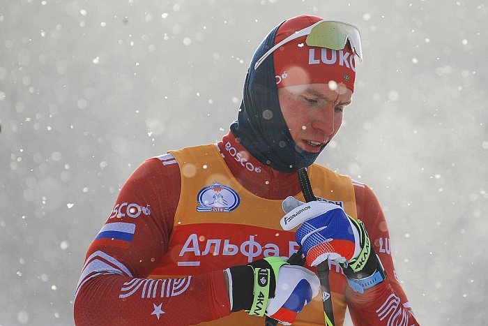 Анонс чемпионата России по лыжным гонкам: отдаст ли Александр Большунов золото конкурентам после перенесённой простуды?