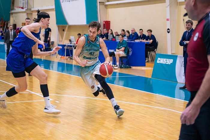 Баскетболисты тобольского «Нефтехимика» на выезде уступили динамовцам из Грозного