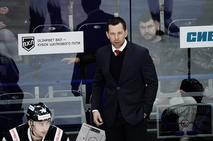 Главный тренер хоккейного клуба «Рубин» Денис Ячменёв: «Мы должны показывать качественную игру»