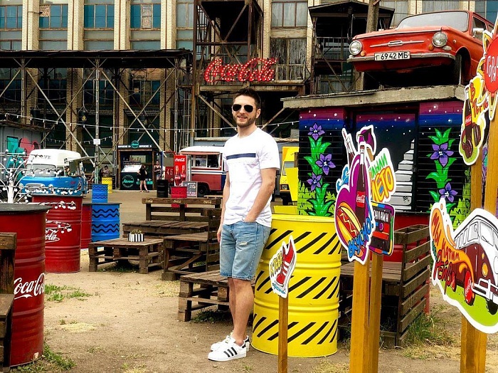 Антошкин защитился на «отлично», а Крыкун колесит по Европе