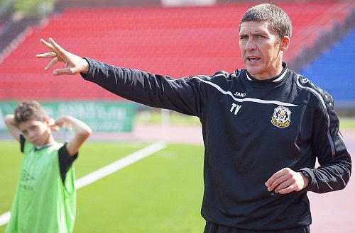 Виктор Тренев: «Акцент делаем на содержание игры»