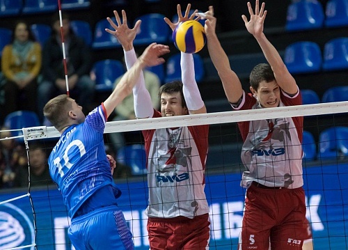 Сургутяне сохранили место в суперлиге