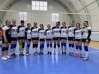 Лидируют викуловские волейболистки, а команда из Казанского района держится на втором месте