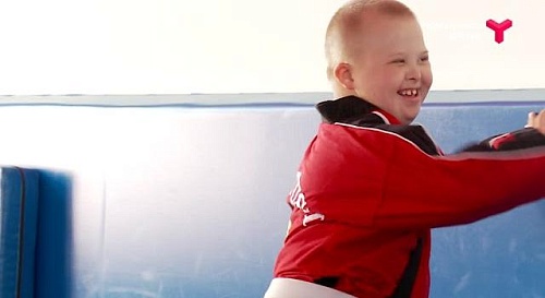 ФК "Тюмень" вышел из отпуска;мальчик с синдромом Дауна сдал на желтый пояс по хапкидо;фестиваль йоги