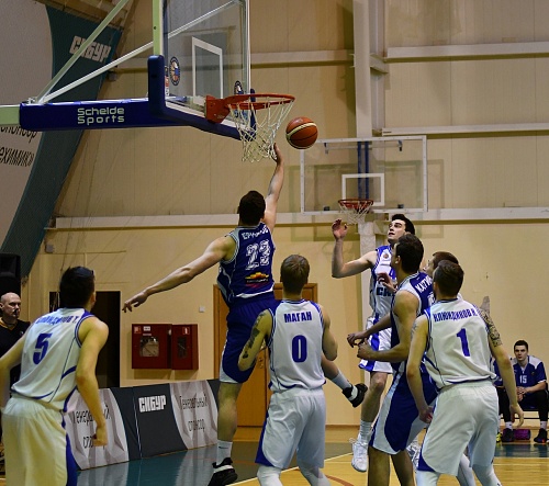 «Нефтехимик» хлопнул дверью в Магнитогорске