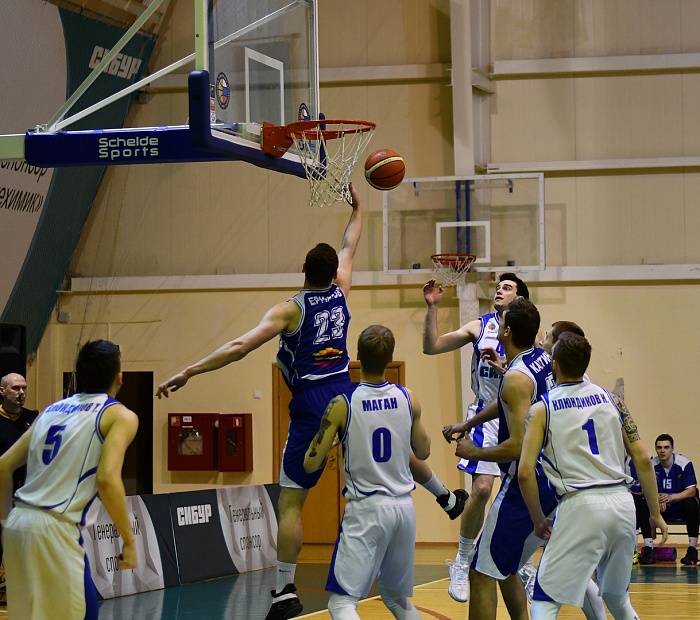 «Нефтехимик» хлопнул дверью в Магнитогорске