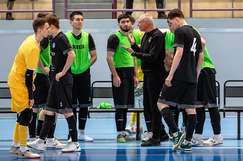 Тюменский «Вектор» добился волевой победы и вышел в финал