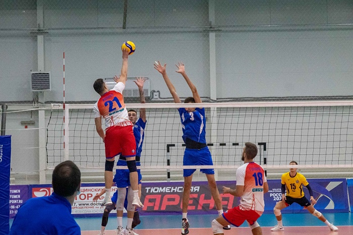 «Тюмень» уступила в четырёх сетах