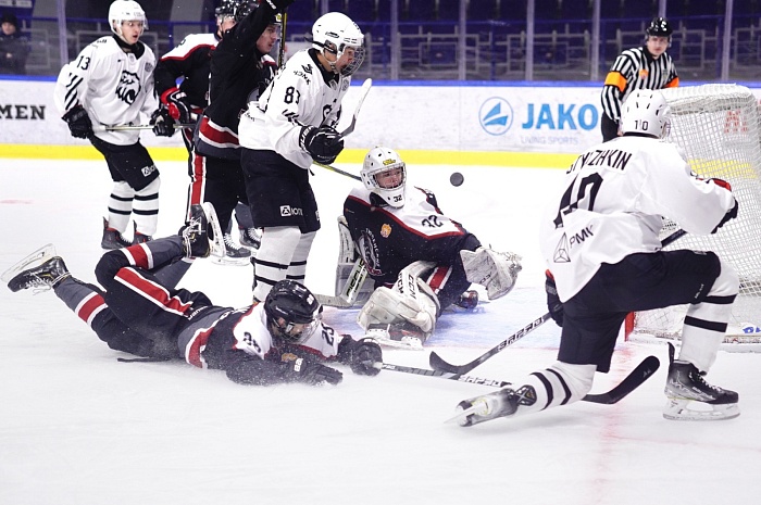 «Тюменский Легион» далеко отпустил медведей...