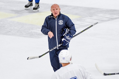 Новым главным тренером ХК «Югра» стал Эдуард Занковец