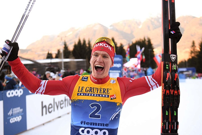 Александр Большунов снова победил, на этот раз в спринте свободным стилем на Кубке России по лыжным гонкам