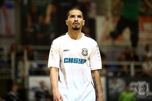 Вилиан: «Болельщики станут нашим шестым игроком!»