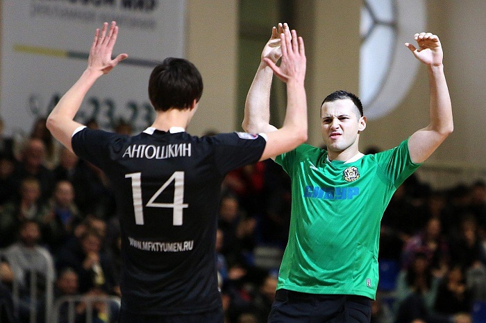 Артём Антошкин и Миодраг Аксентиевич. Фото Виктории ЮЩЕНКО