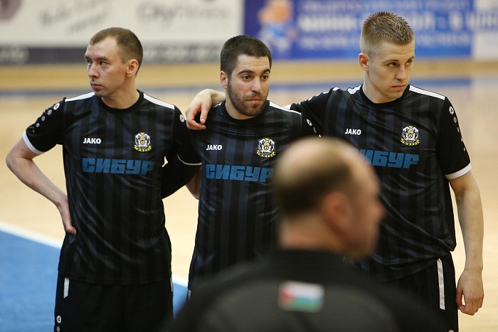 Тюменская команда застряла в Домодедово