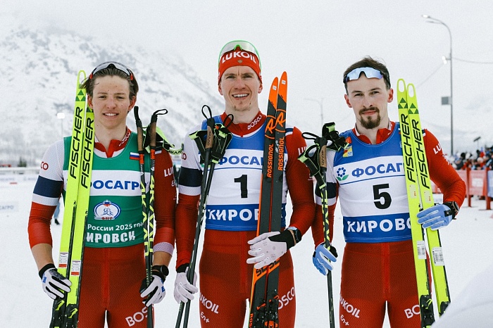 Титулованный лыжник Александр Большунов выиграл кубковый персьют