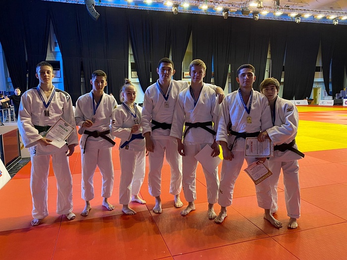 В Тюмени стали известны победители областного первенства по дзюдо
