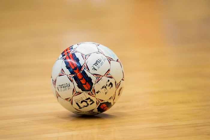 «Славстрой» уверенно вышел в полуфинал Кубка Тюмени по мини-футболу