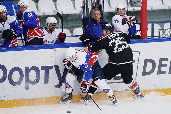 Фото Владимира ОГНЁВА