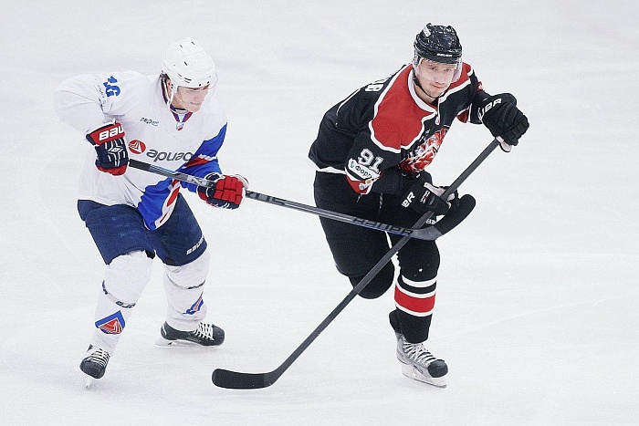 Фото Владимира ОГНЁВА