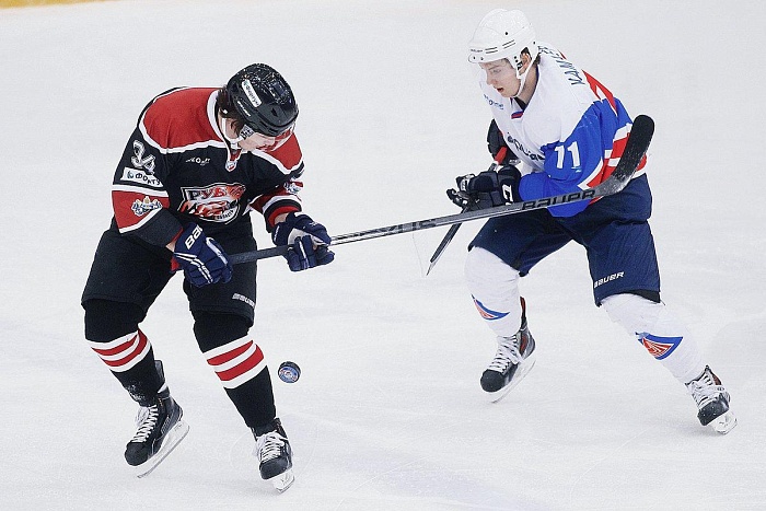 Фото Владимира ОГНЁВА