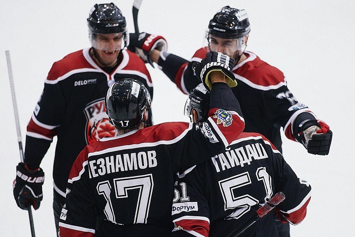 Фото Владимира ОГНЁВА