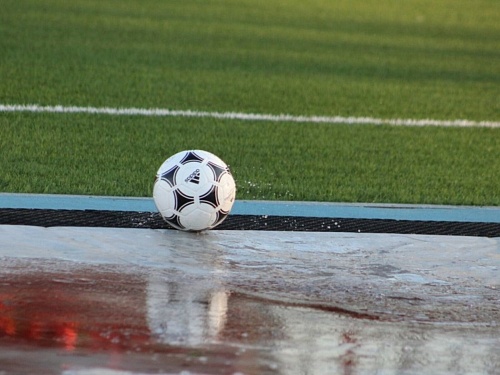 «Слава» проиграла, но осталась лидером  в зимнем чемпионате области по футболу среди ветеранов