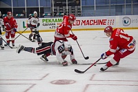 Тюменский «Рубин» уступил в матче PARI-Всероссийской хоккейной лиги по буллитам в Ижевске «Ижстали»