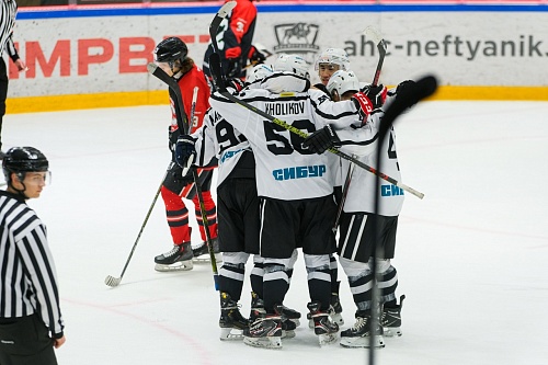 Хоккейный клуб «Тюменский Легион»  во второй раз  победил в Альметьевске