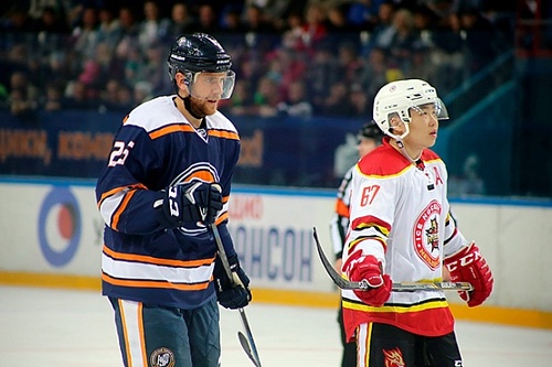 Янг Ху: «Увезу в Китай нашу первую шайбу» (ВИДЕО)