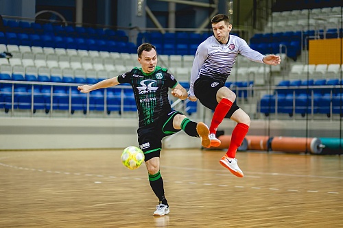 Команда Осинцева вернулась в тройку лидеров