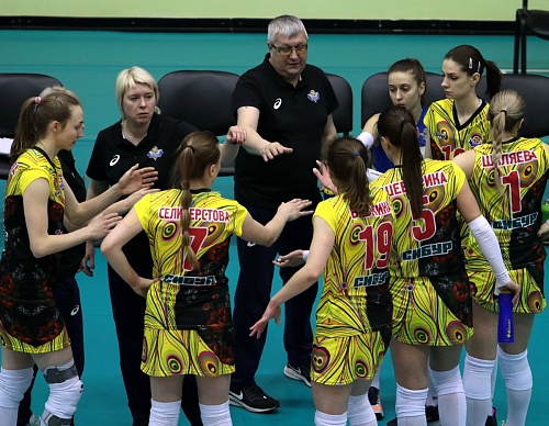 Тюменки уступили чемпиону. Впереди – борьба за места с 9-го по 12-е