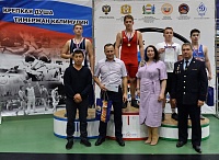 Тюменские борцы завоевали четыре медали на Всероссийском турнире в Омске