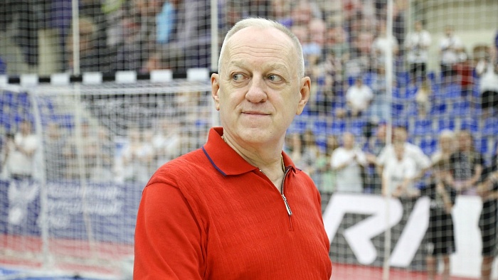 Президент мини-футбольного клуба «Тюмень» Александр Попов: «Если мы ещё наберём игроков из «Сиб-Транзита», где наша молодёжь опять будет?»