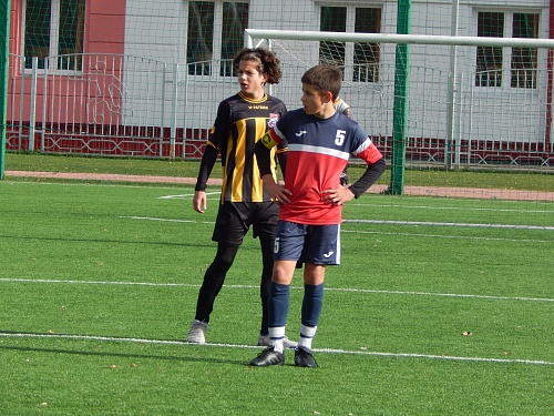 Тюменцы и тоболяки добыли футбольные награды в Ишиме