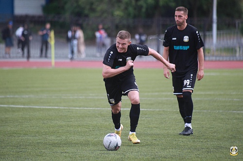 Футбольный клуб «Тюмень» одержал первую победу в межсезонье