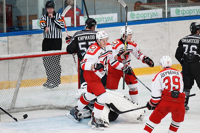 Фото Владимира ОГНЁВА