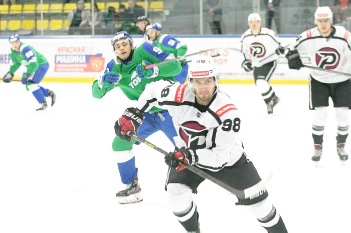 Хоккейный клуб «Рубин» в двадцать пятый раз обыграл «Торос»