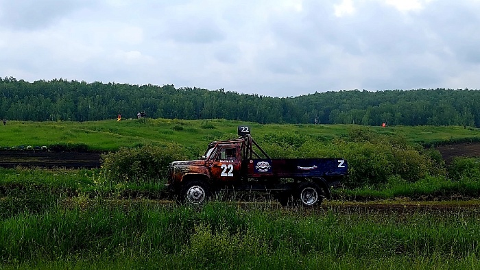 Тюменец Олег Молоножко стал четвёртым на домашнем чемпионате России по автокроссу на грузовиках