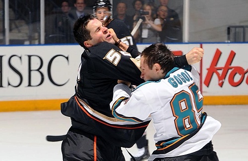 «Рубин» подписал канадского бойца (ВИДЕО)