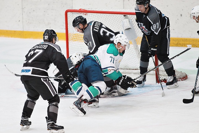 Фото Владимира ОГНЁВА